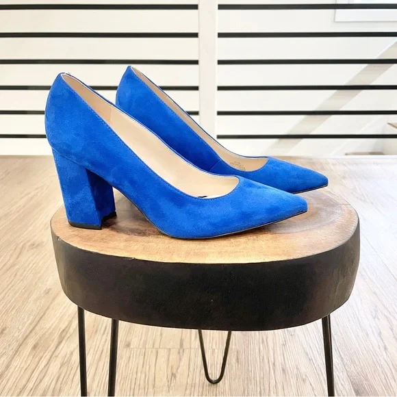 6.5 NWT Nine West faux velvet blue pointed toe block heels - Picture 1 of 10